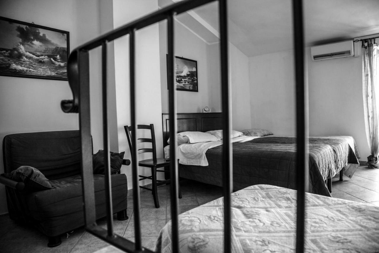 Bed & Breakfast Il Castellino Santo Stefano di Camastra Dış mekan fotoğraf
