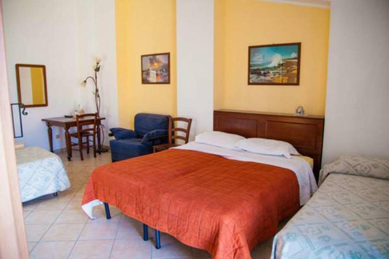 Bed & Breakfast Il Castellino Santo Stefano di Camastra Dış mekan fotoğraf